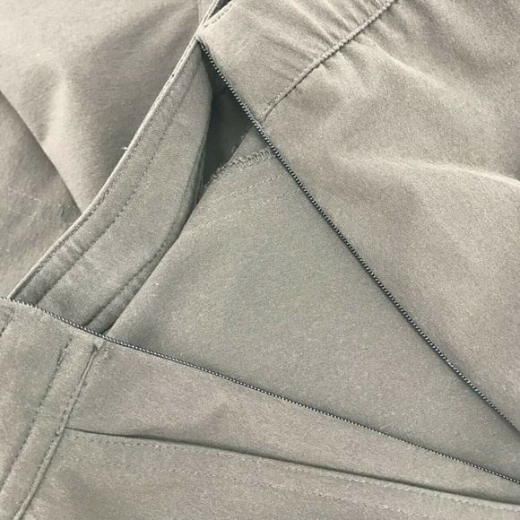 Chico's Zenergy Elastic Waist Side Zip Pants Sz 4 - Picture 3 of 5